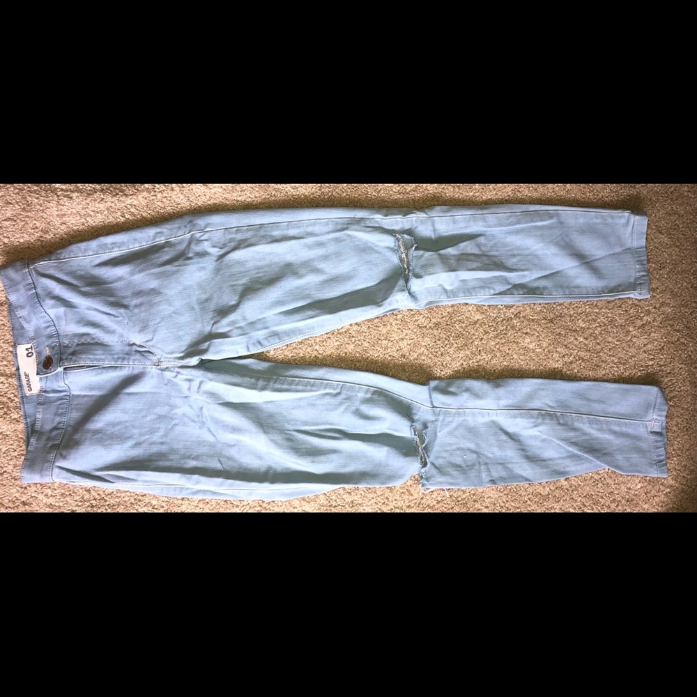 High wasted light blue stretchy jeans